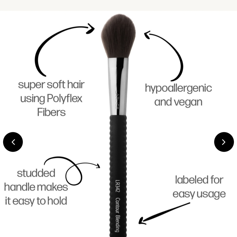 Luxurious Makeup Brush with Silver Handle